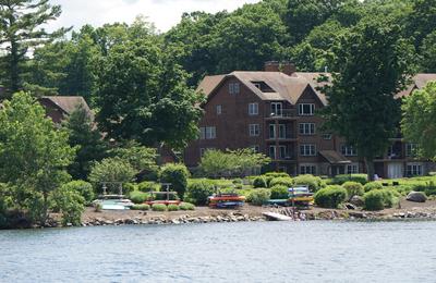 Crystal Bay Condos on candlewood lake